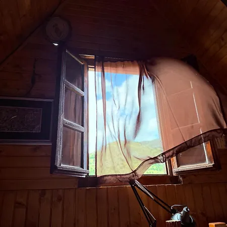 Rujiste Vikendica Padezina